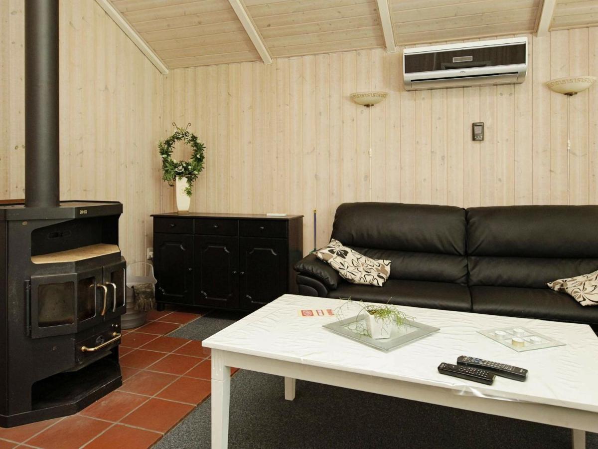 6 Person Holiday Home In Ansager Eksteriør bilde